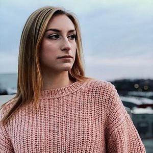 Meet your Posher, Lauren